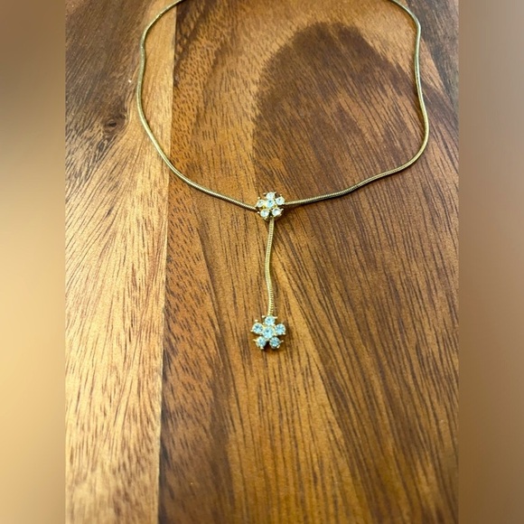 Vintage Jewelry - Vintage Gold Tone Snowflake Rhinestone Necklace • 90s